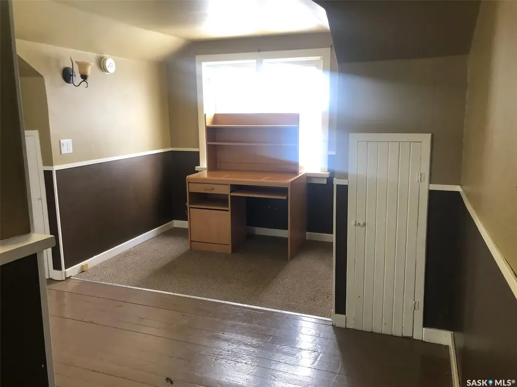 220 Eighth Avenue E Canora SK S0A 0L0
