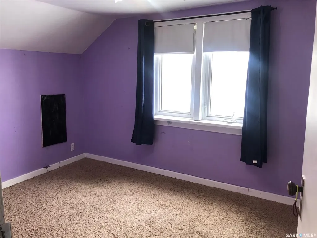 220 Eighth Avenue E Canora SK S0A 0L0