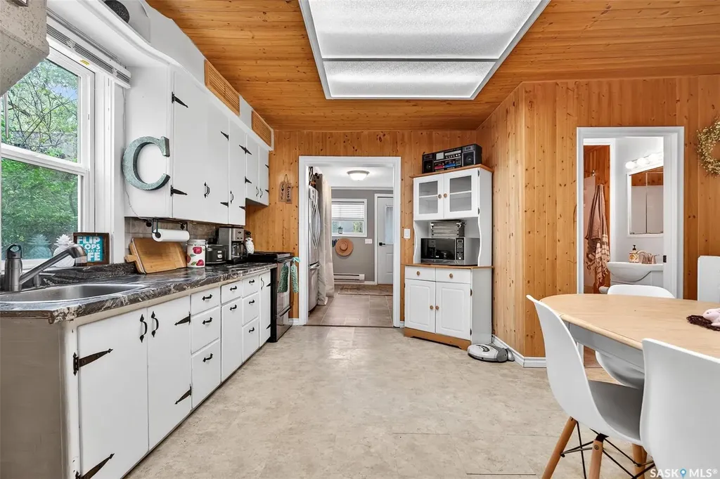 3 Elliott Drive Sun Valley SK S6H 7W6
