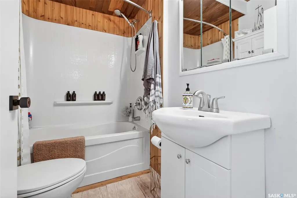 3 Elliott Drive Sun Valley SK S6H 7W6