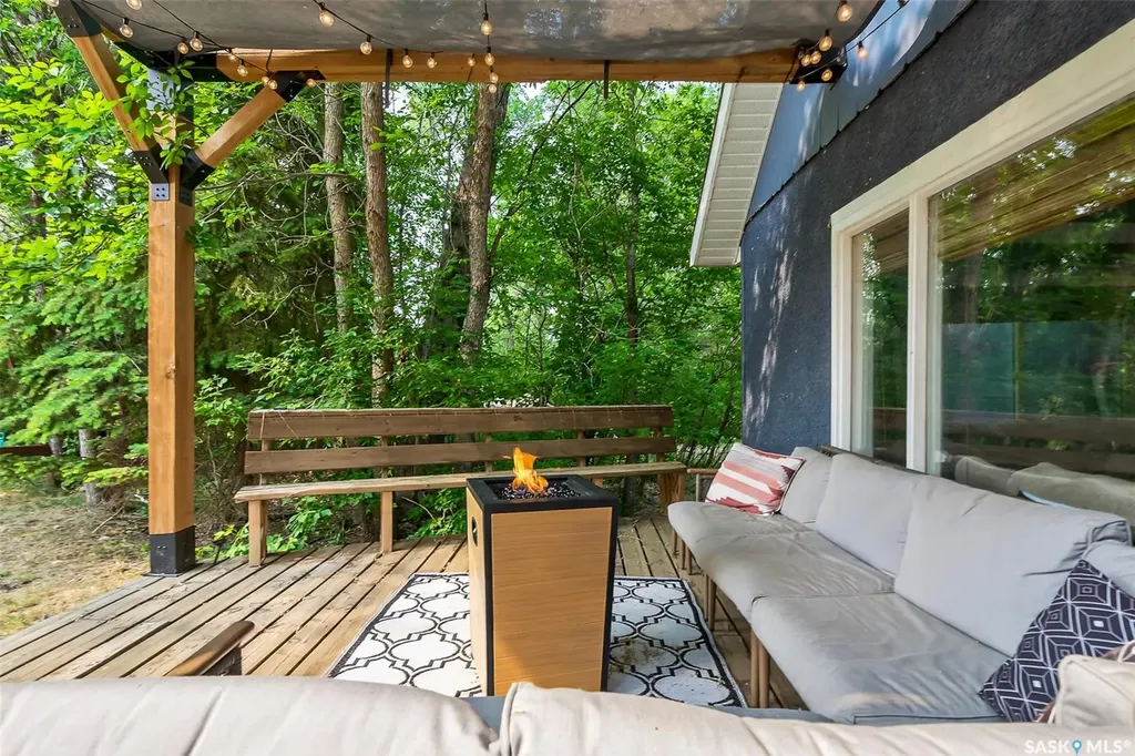 3 Elliott Drive Sun Valley SK S6H 7W6