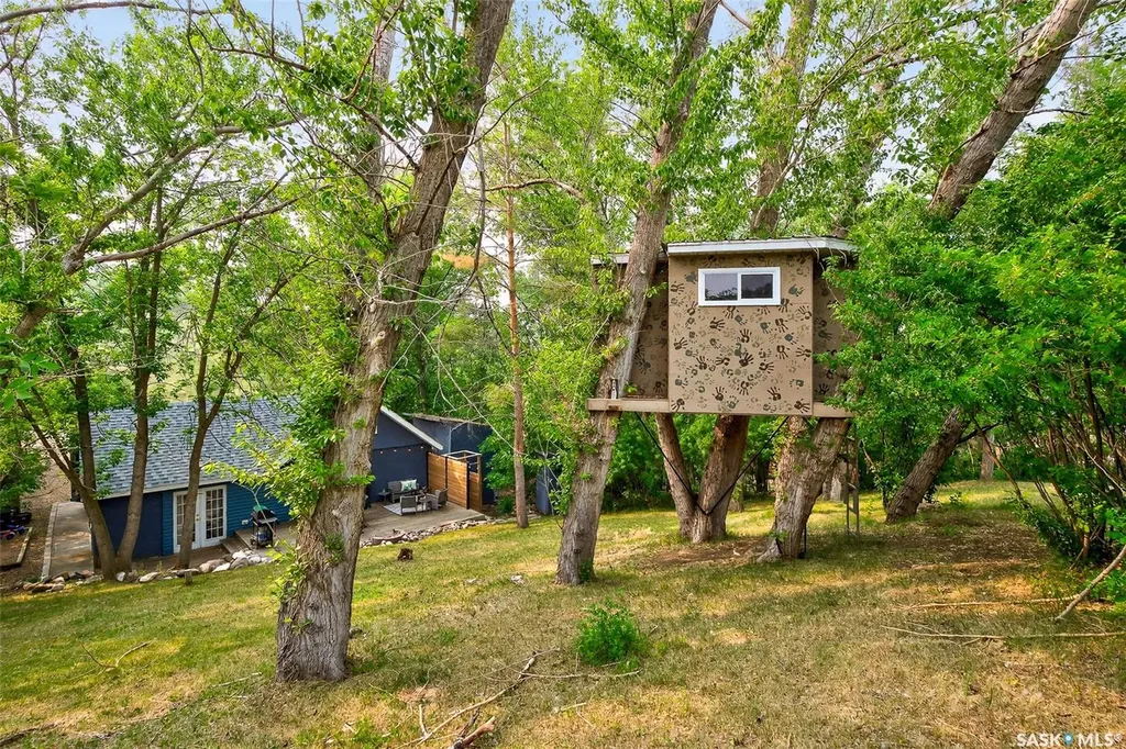 3 Elliott Drive Sun Valley SK S6H 7W6