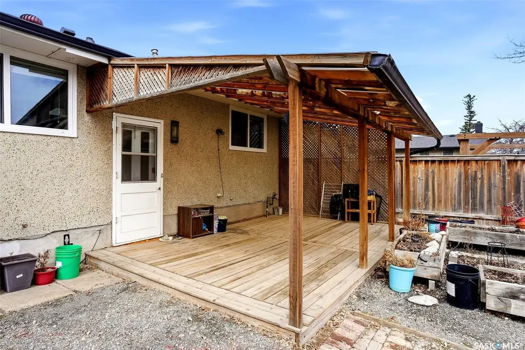 75 Rothwell Crescent Regina SK S4N 1R5