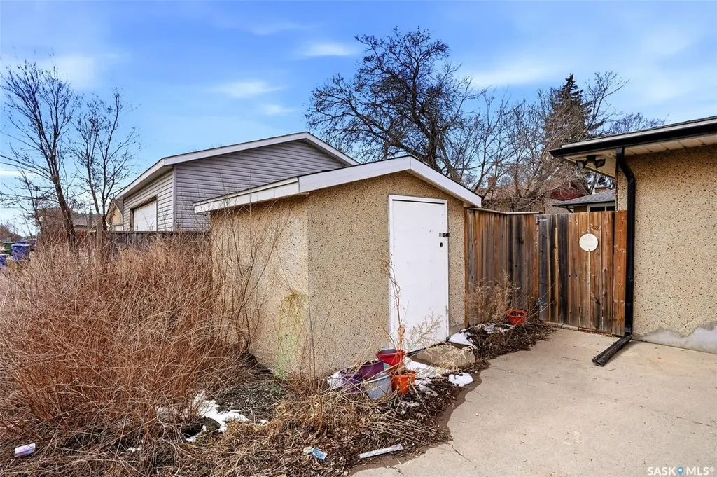 75 Rothwell Crescent Regina SK S4N 1R5