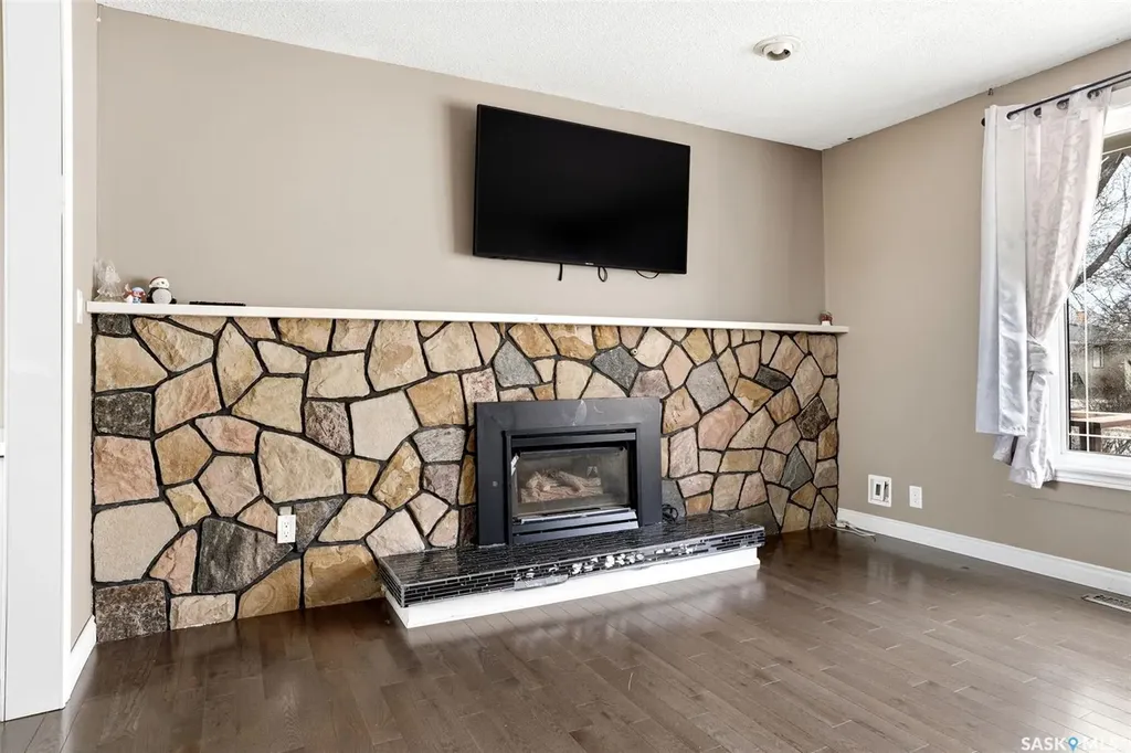 75 Rothwell Crescent Regina SK S4N 1R5