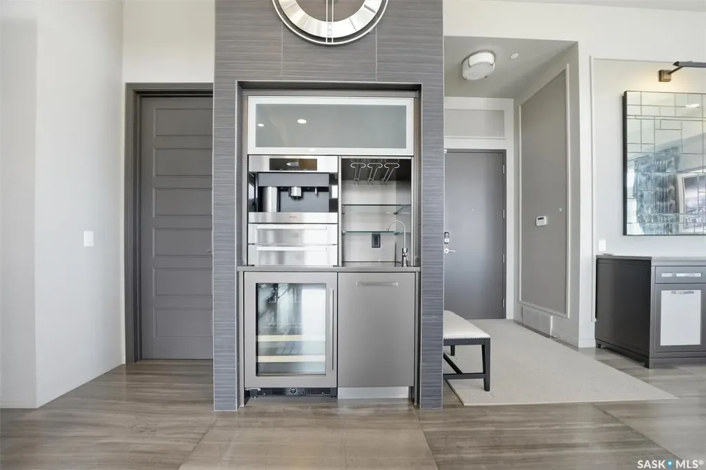 922 Broadway Avenue Saskatoon SK S7N 1B7