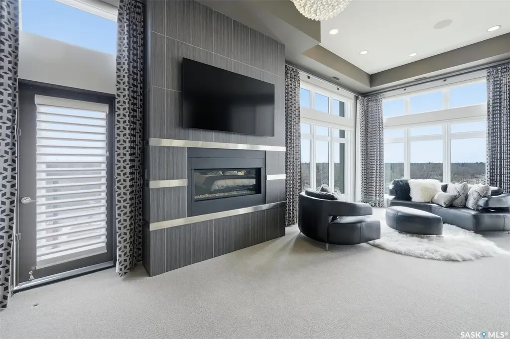 922 Broadway Avenue Saskatoon SK S7N 1B7