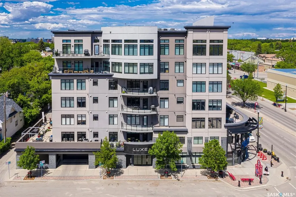 922 Broadway Avenue Saskatoon SK S7N 1B7