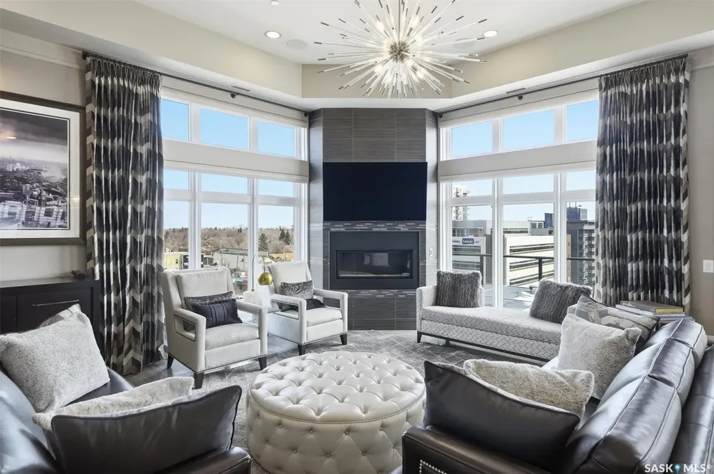 922 Broadway Avenue Saskatoon SK S7N 1B7