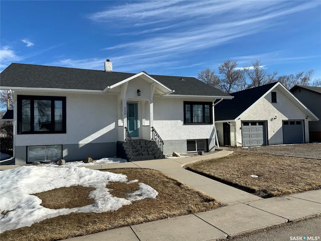 220 Souris Street Yellow Grass SK S0G 5J0