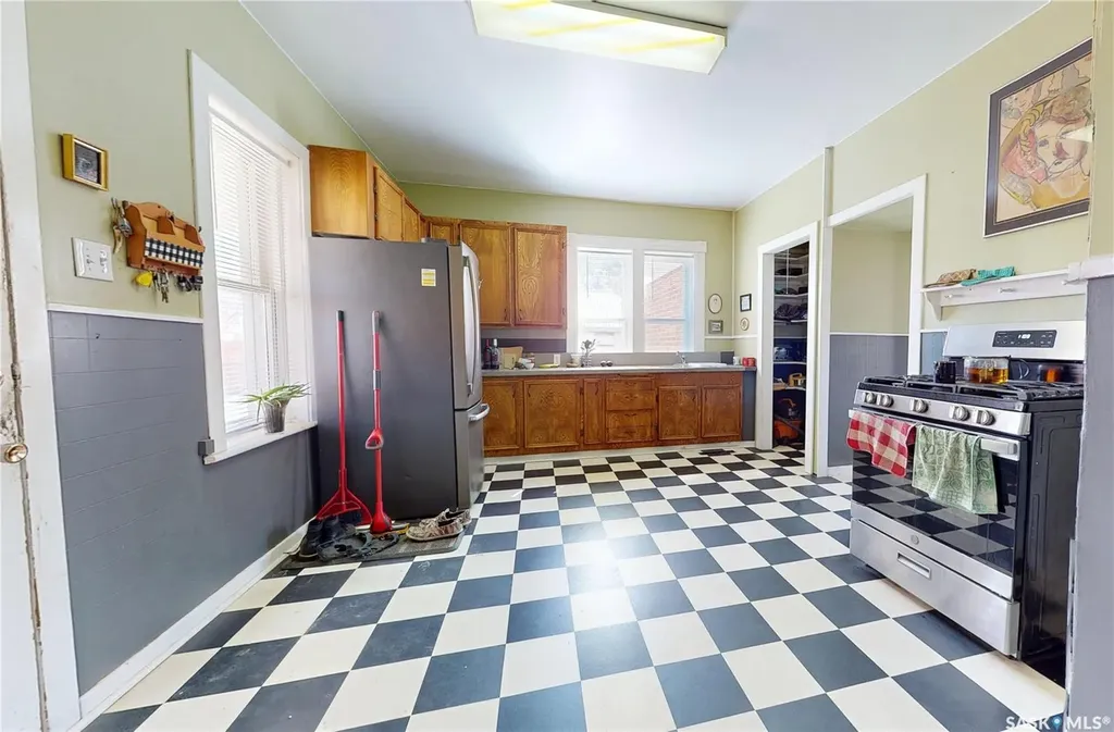 402 Jasper Street Maple Creek SK S0N 1N0