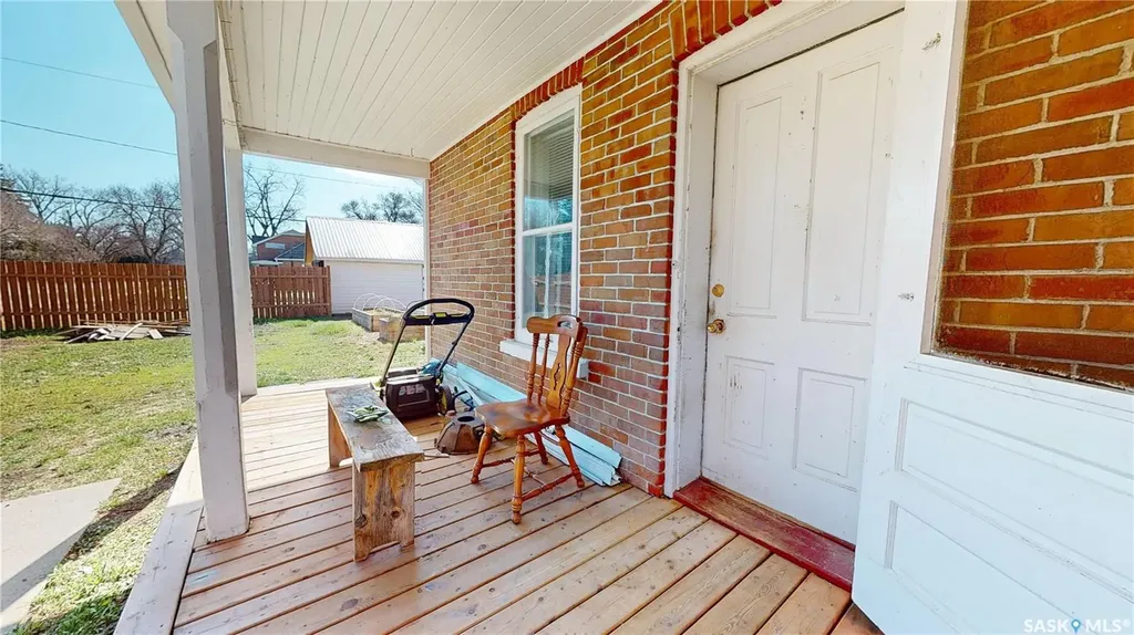 402 Jasper Street Maple Creek SK S0N 1N0