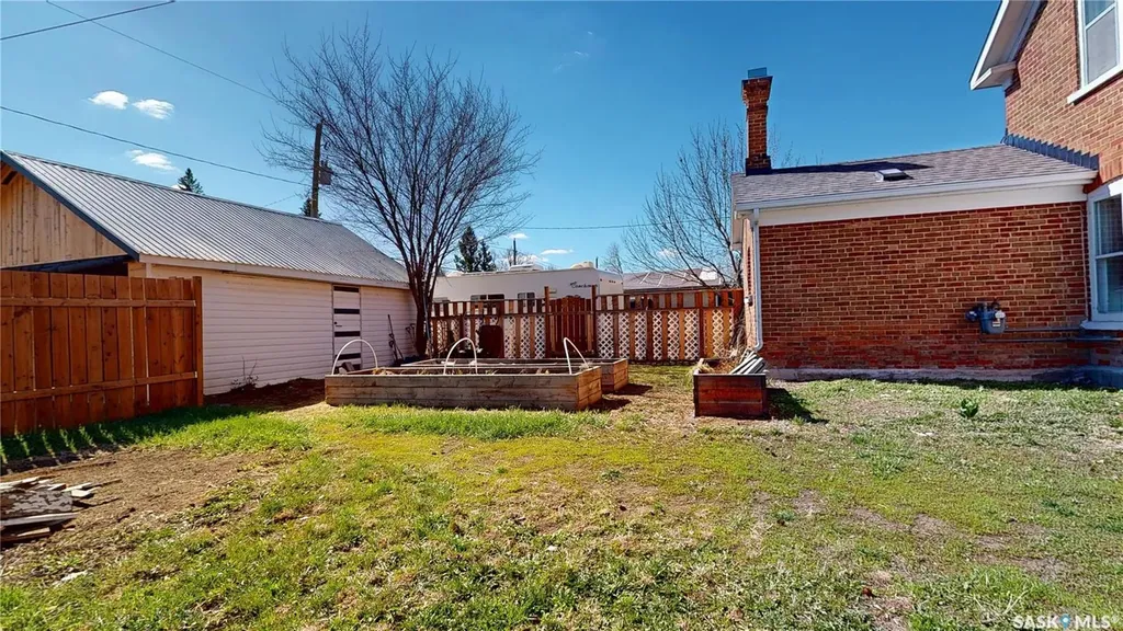 402 Jasper Street Maple Creek SK S0N 1N0