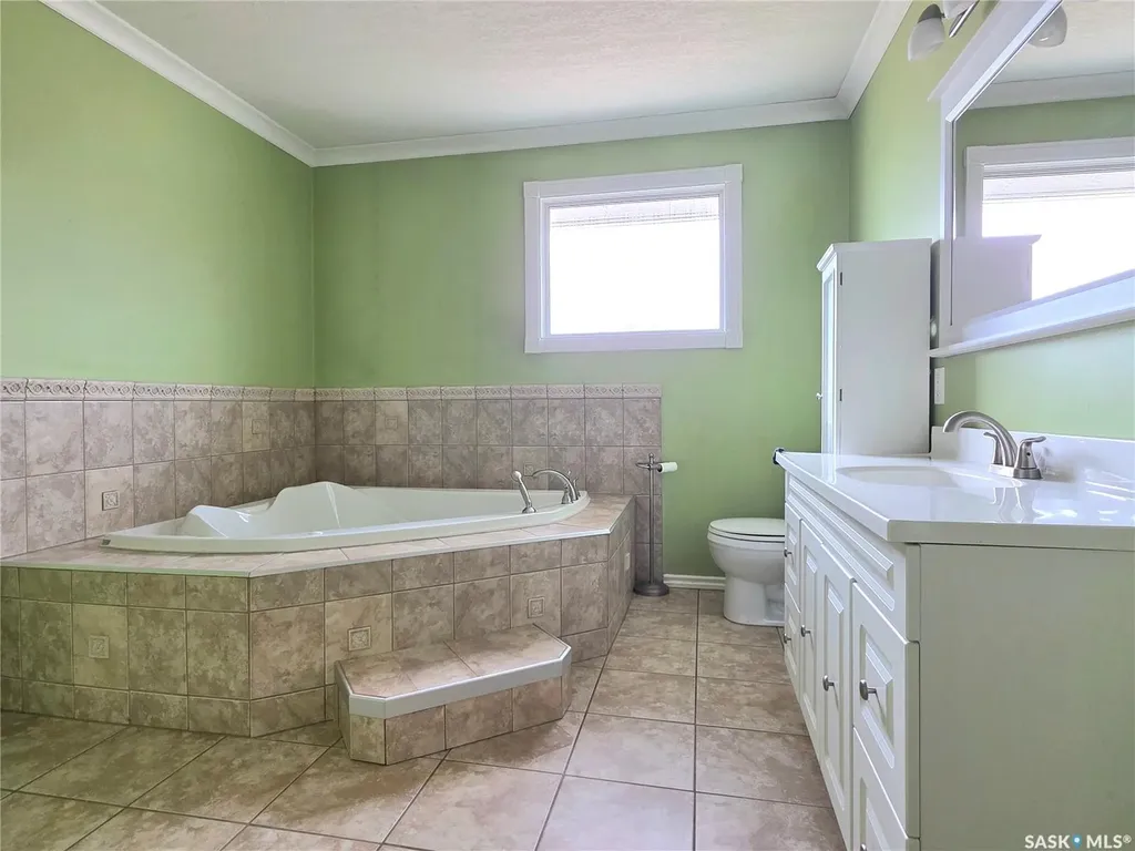 820 Scotia Street Melville SK S0A 2P0