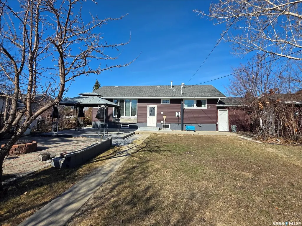 820 Scotia Street Melville SK S0A 2P0