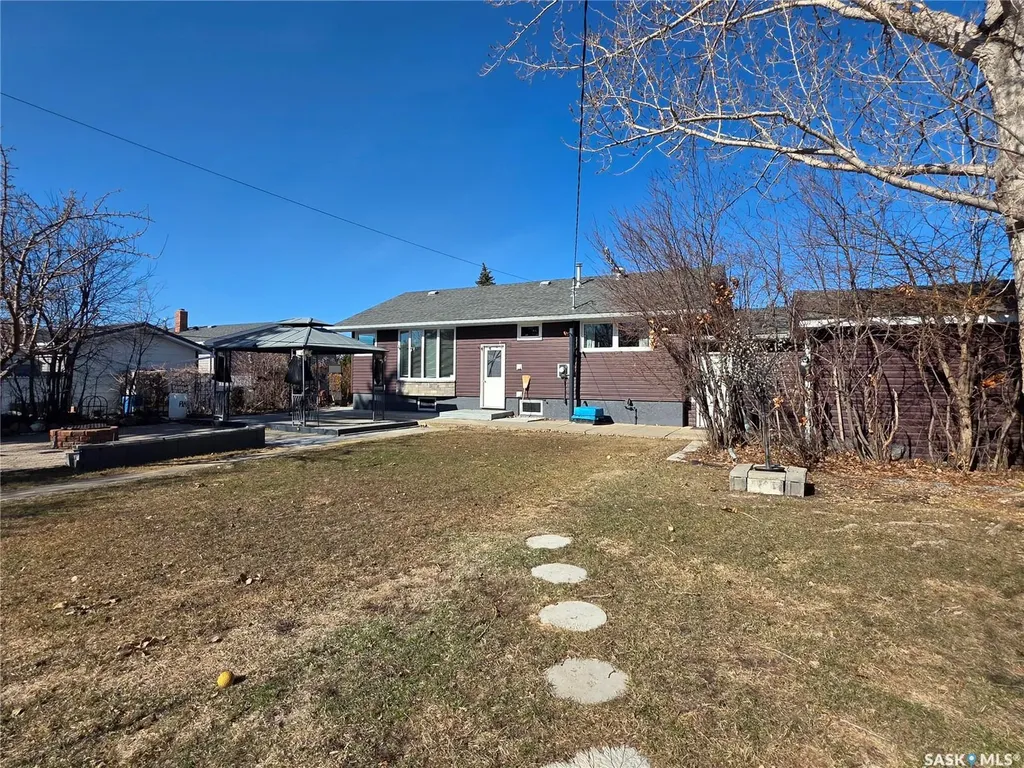 820 Scotia Street Melville SK S0A 2P0
