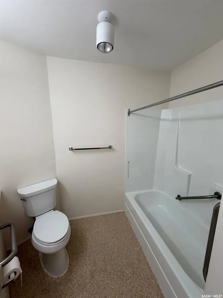 704 Assiniboia Avenue Maryfield SK S0G 3K0