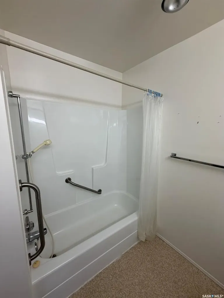 704 Assiniboia Avenue Maryfield SK S0G 3K0