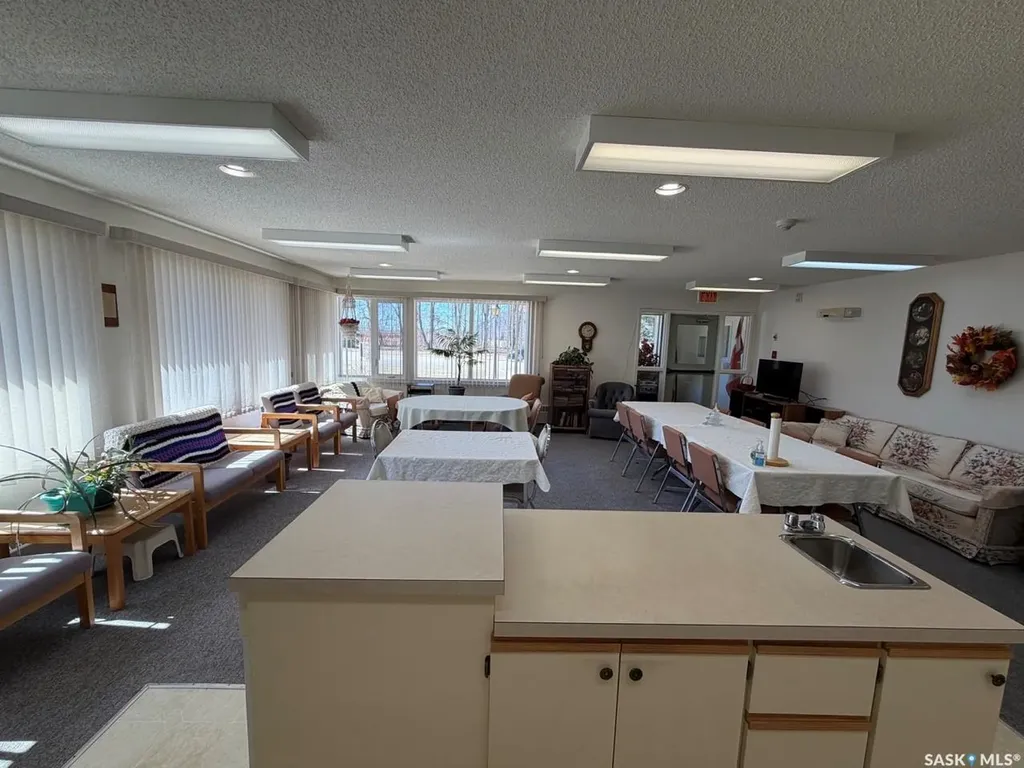 704 Assiniboia Avenue Maryfield SK S0G 3K0