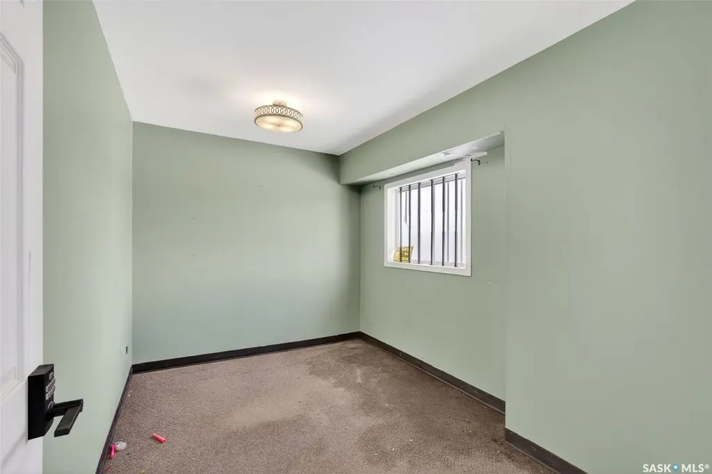 25D 17th Street E Prince Albert SK S6V 1G6