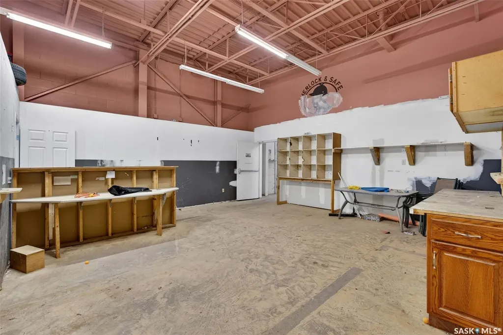 25D 17th Street E Prince Albert SK S6V 1G6