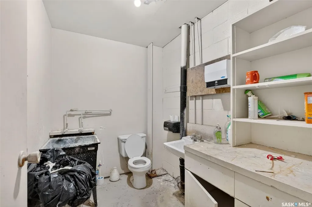25D 17th Street E Prince Albert SK S6V 1G6