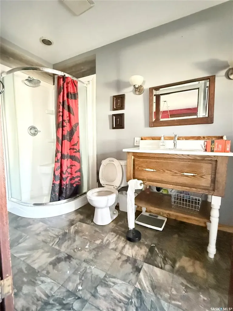 408 Assiniboia Street Weyburn SK S4H 0R6