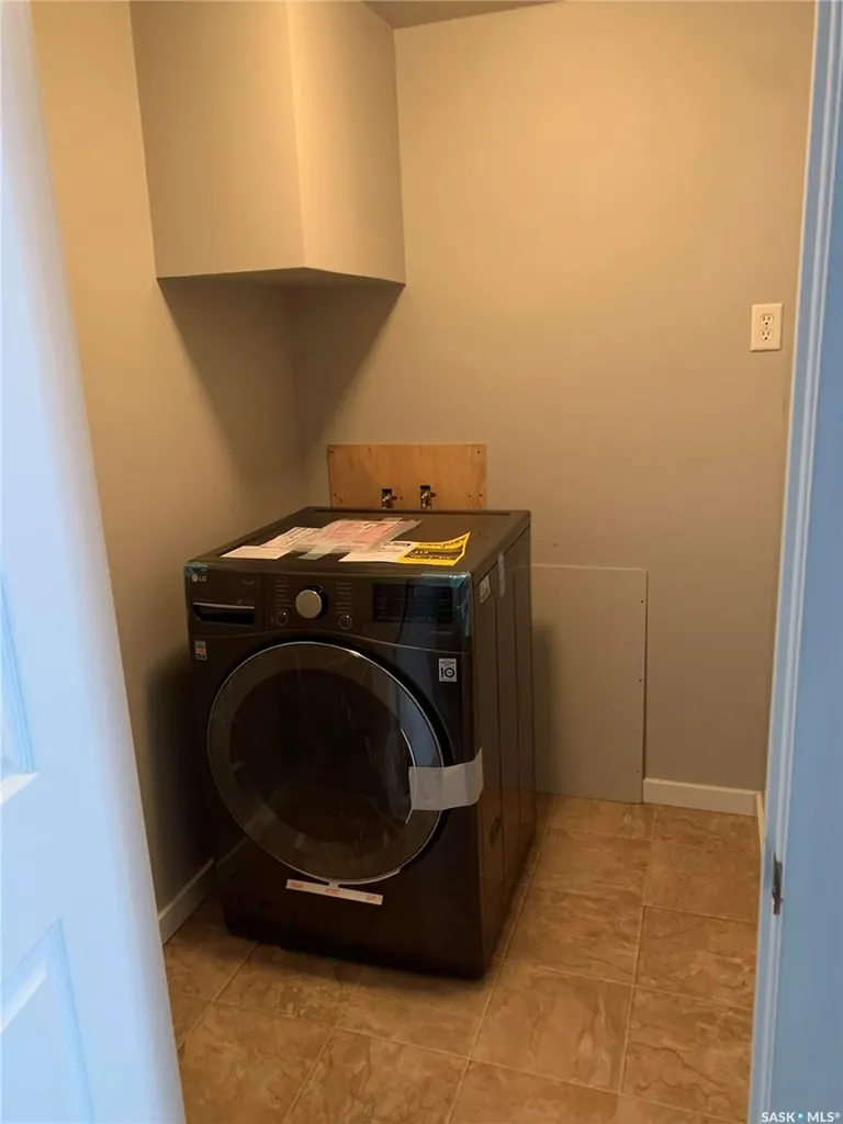 2251 St Henry Avenue Saskatoon SK S7M 0P5
