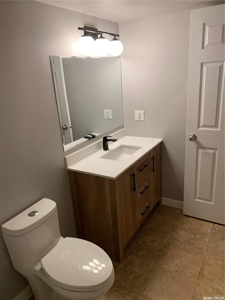 2251 St Henry Avenue Saskatoon SK S7M 0P5