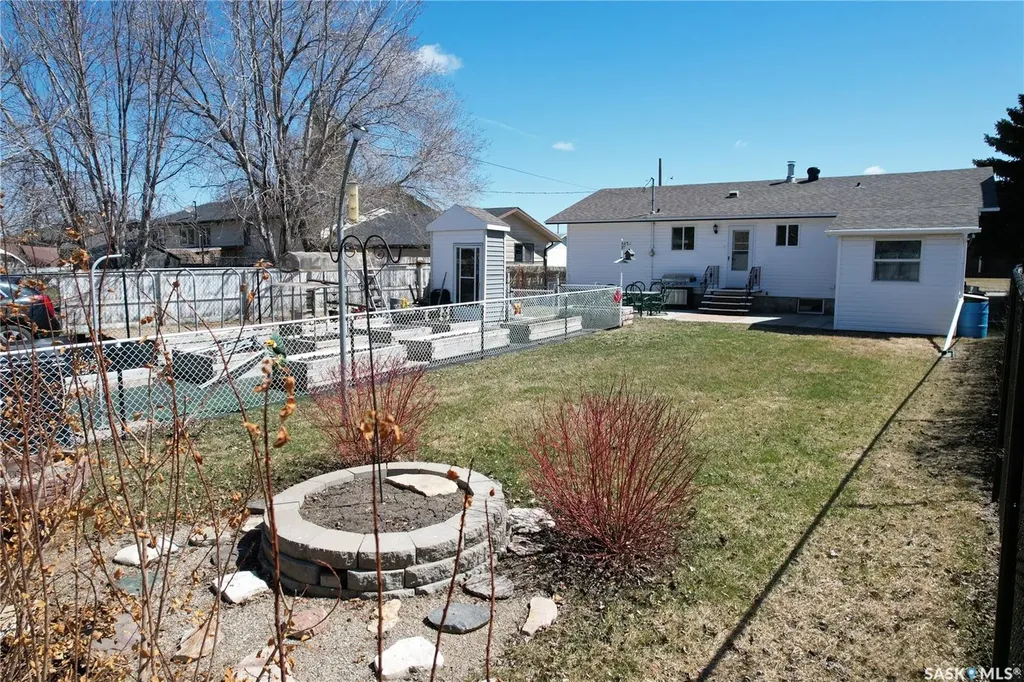 108 Willowdale Avenue Kipling SK S0G 2S0