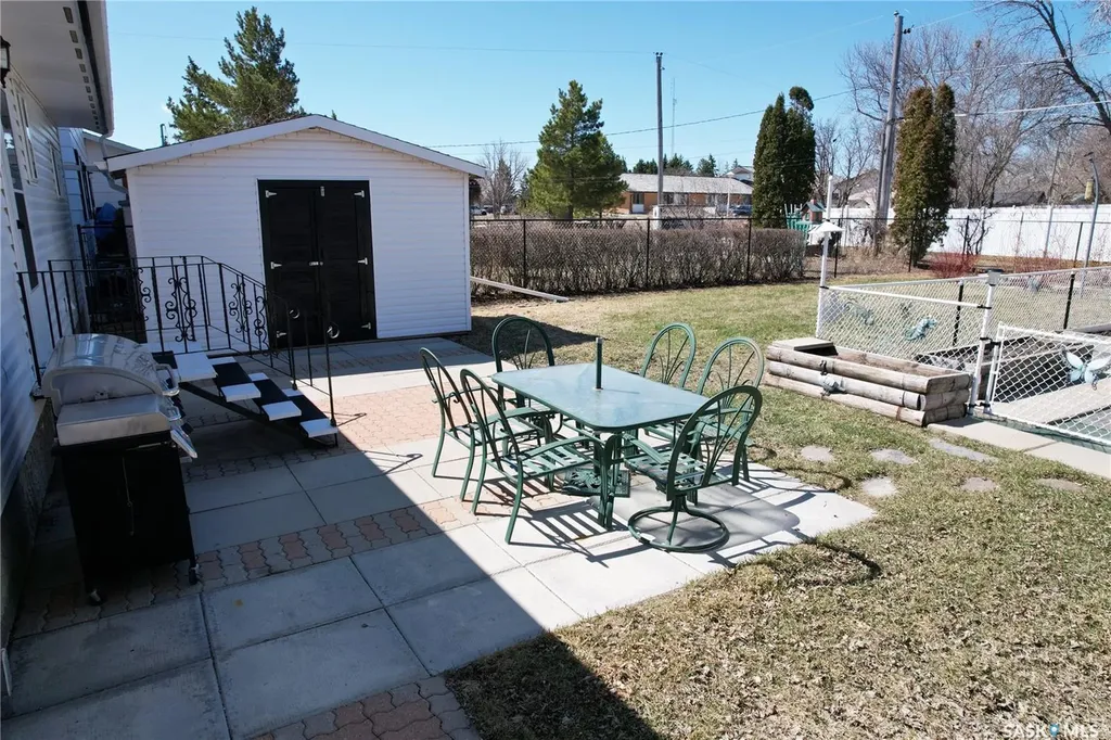 108 Willowdale Avenue Kipling SK S0G 2S0