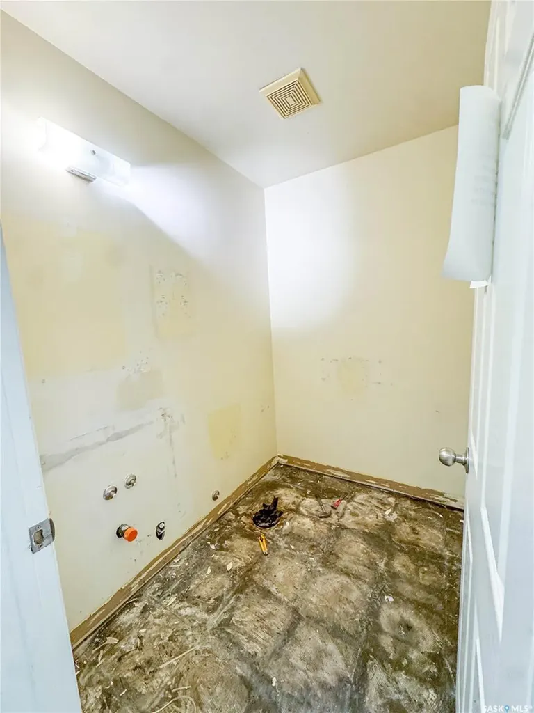 4077 2nd Avenue W Prince Albert SK S6W 1A1