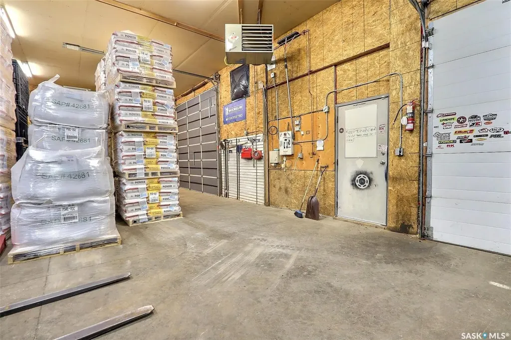 4077 2nd Avenue W Prince Albert SK S6W 1A1