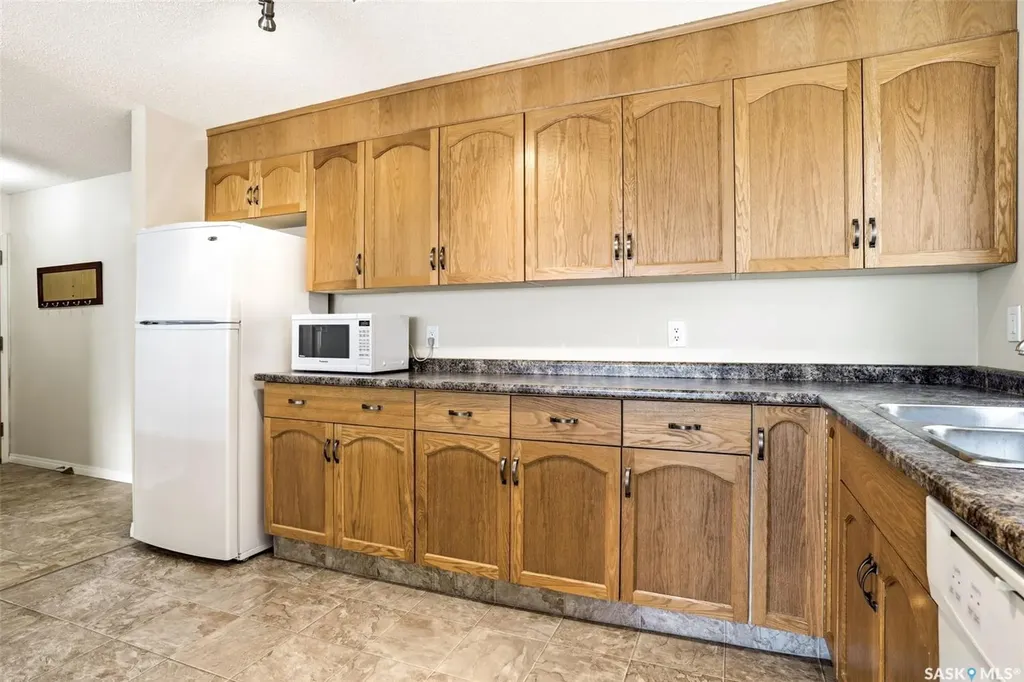 2275 Mcintyre Street Regina SK S4P 2S1