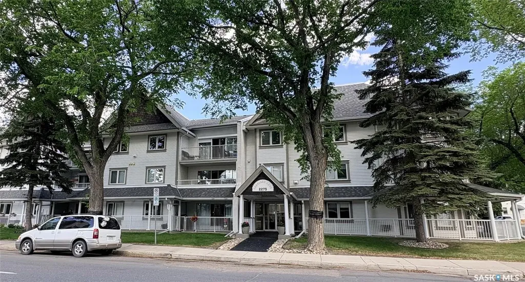 2275 Mcintyre Street Regina SK S4P 2S1
