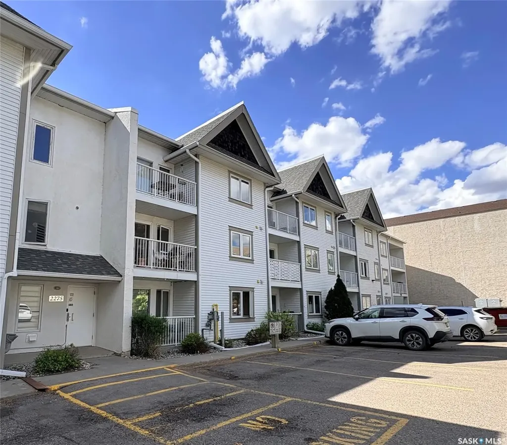2275 Mcintyre Street Regina SK S4P 2S1