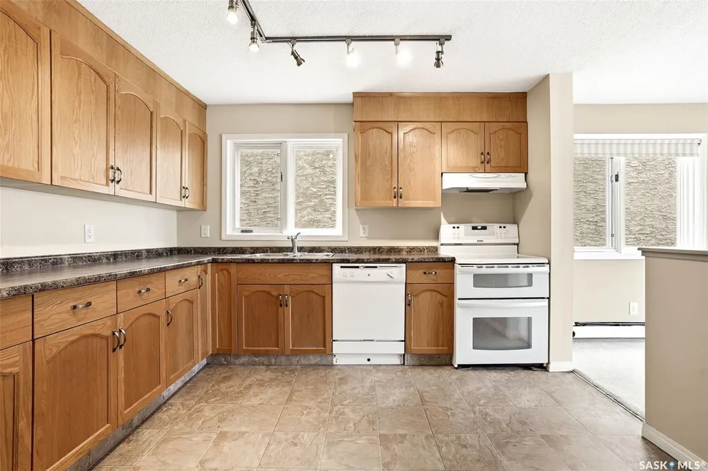 2275 Mcintyre Street Regina SK S4P 2S1