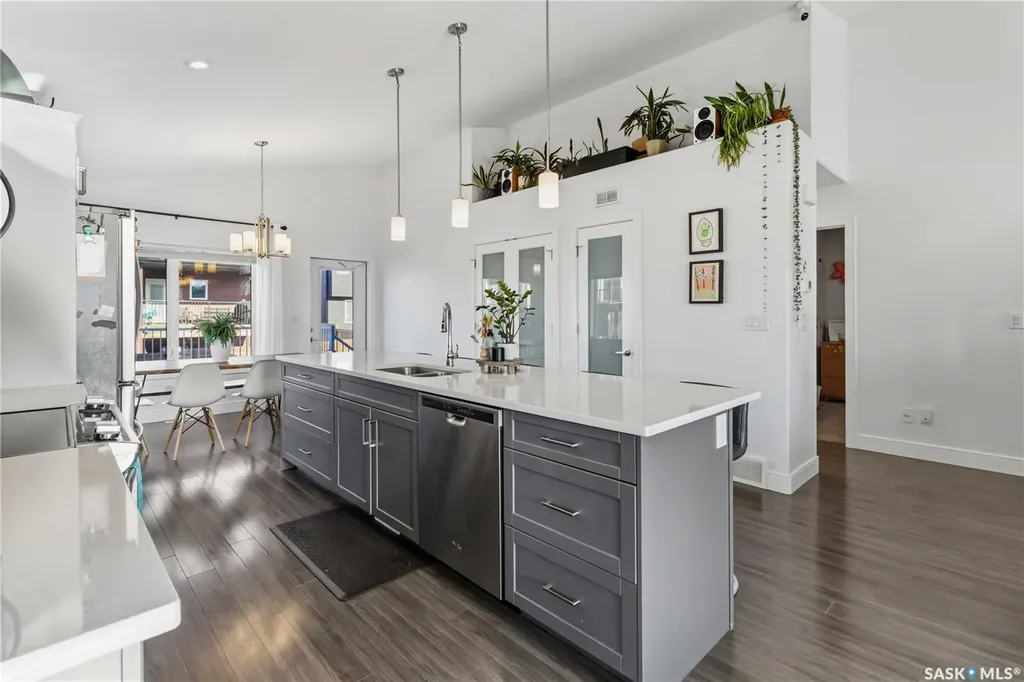 403 Delainey Road Saskatoon SK S7V 0N4
