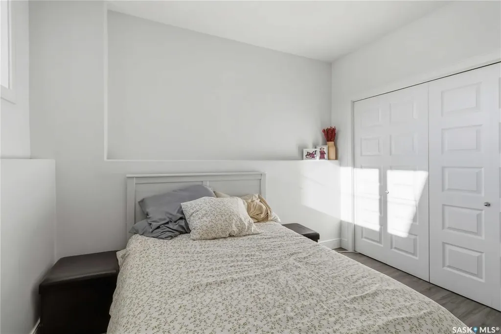 403 Delainey Road Saskatoon SK S7V 0N4
