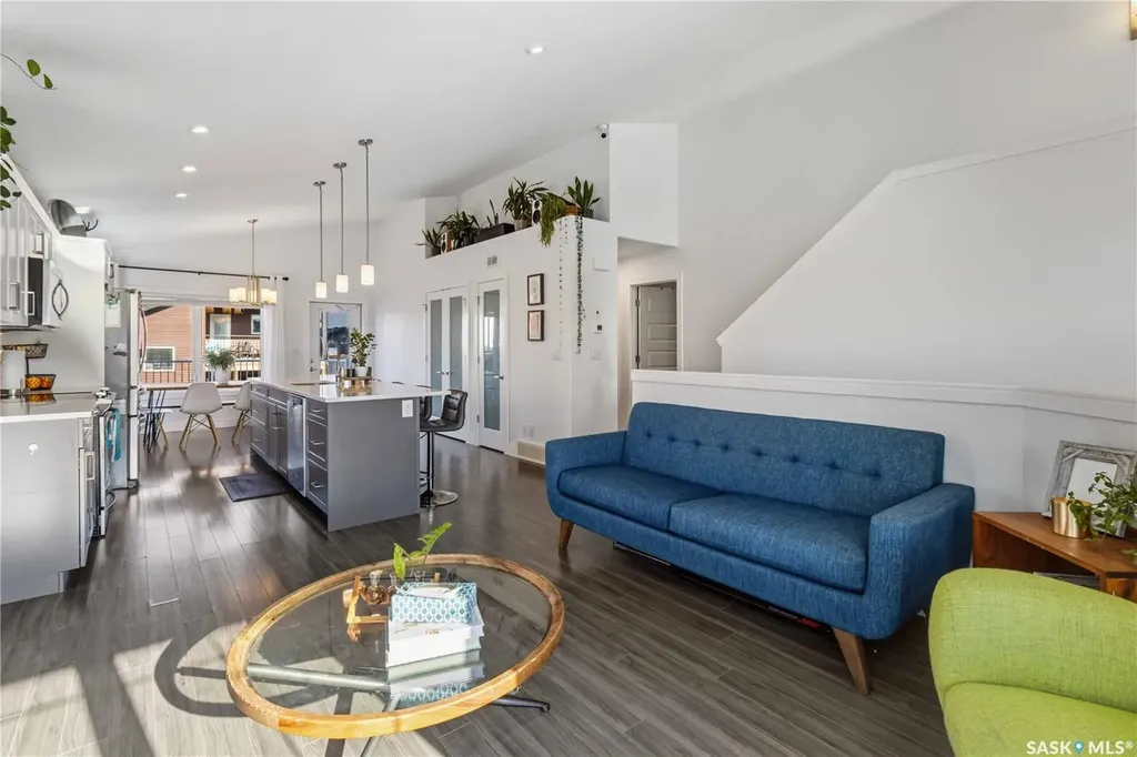 403 Delainey Road Saskatoon SK S7V 0N4