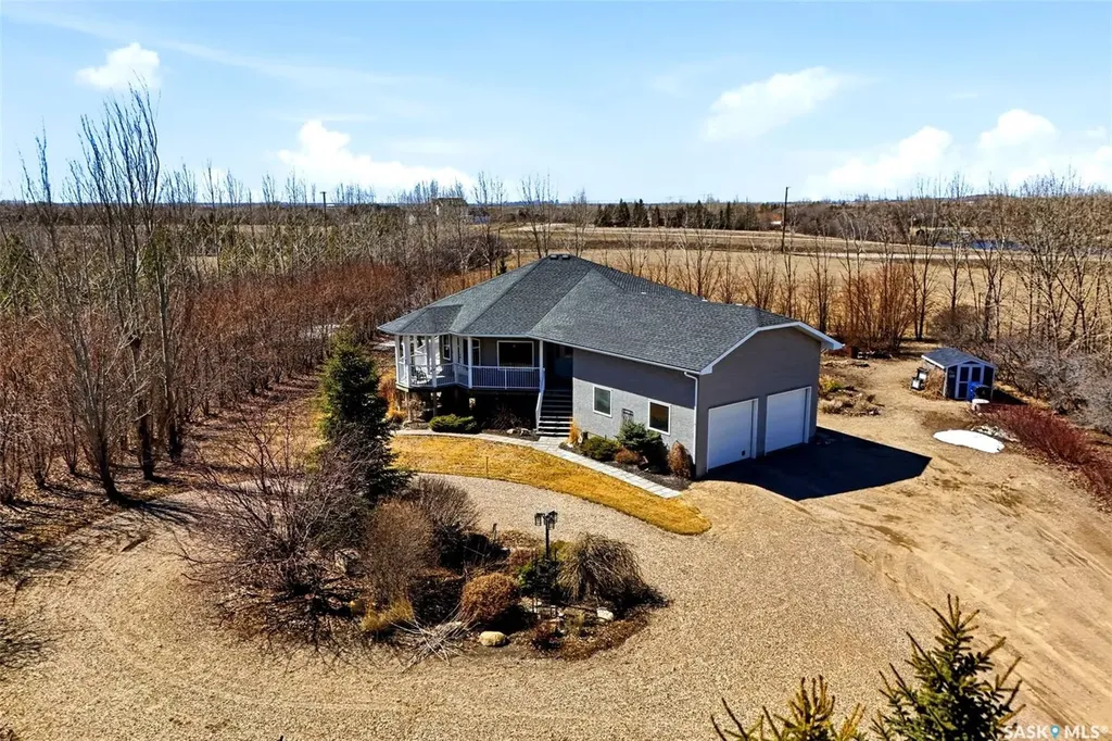 24 Bardel Crescent Pilot Butte SK S0G 3Z0