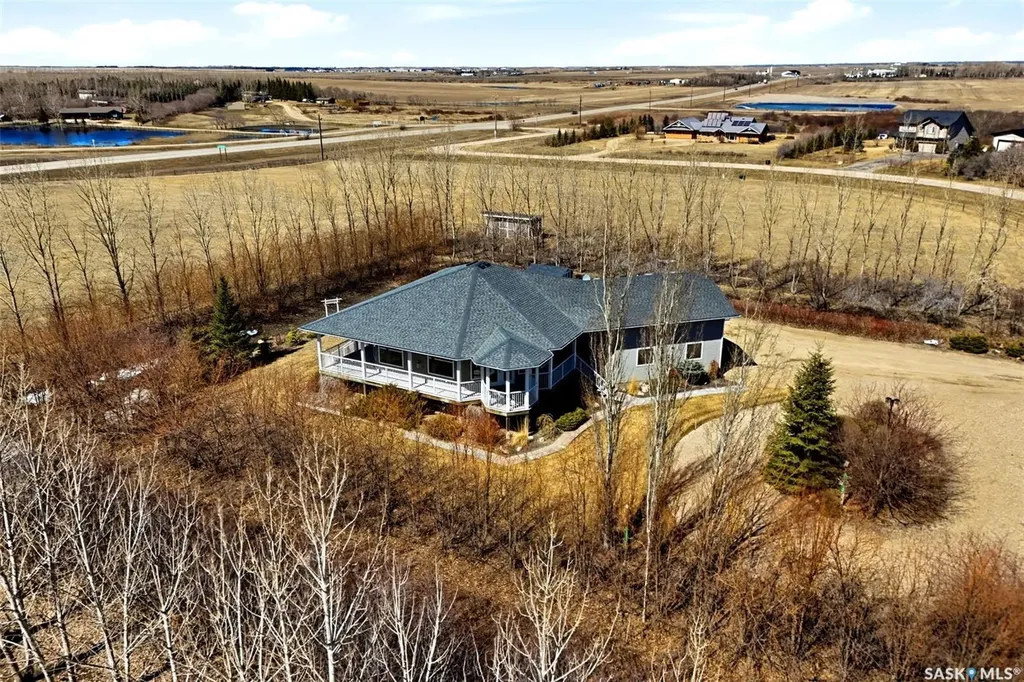 24 Bardel Crescent Pilot Butte SK S0G 3Z0
