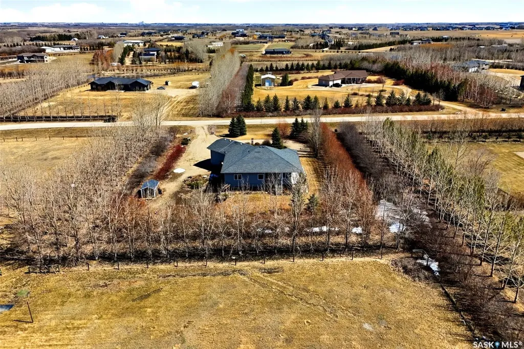 24 Bardel Crescent Pilot Butte SK S0G 3Z0
