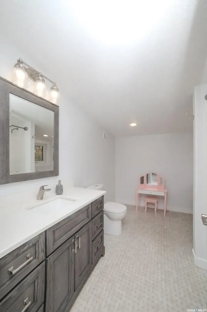 35 Lake Avenue Meota Rm No.468 SK S0M 1X0
