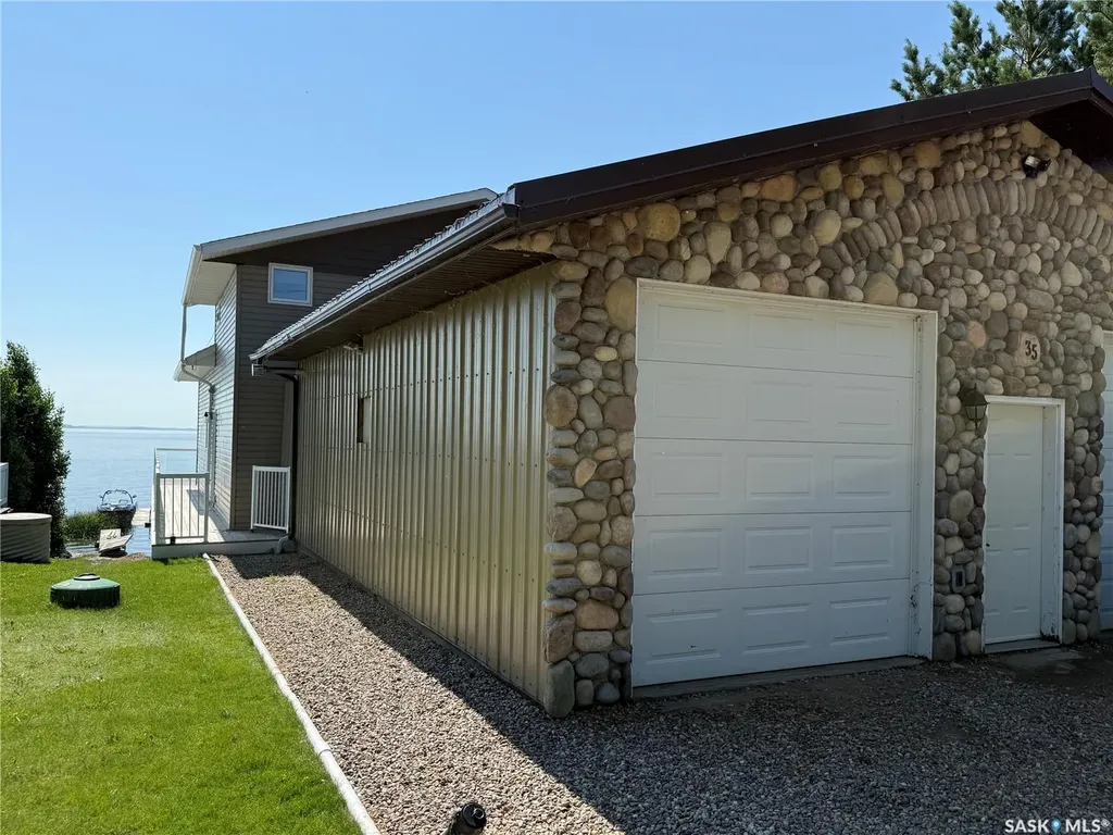 35 Lake Avenue Meota Rm No.468 SK S0M 1X0