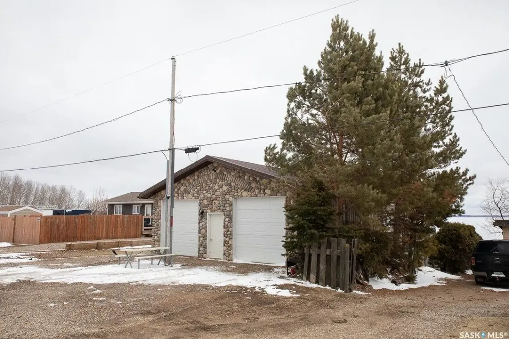 35 Lake Avenue Meota Rm No.468 SK S0M 1X0