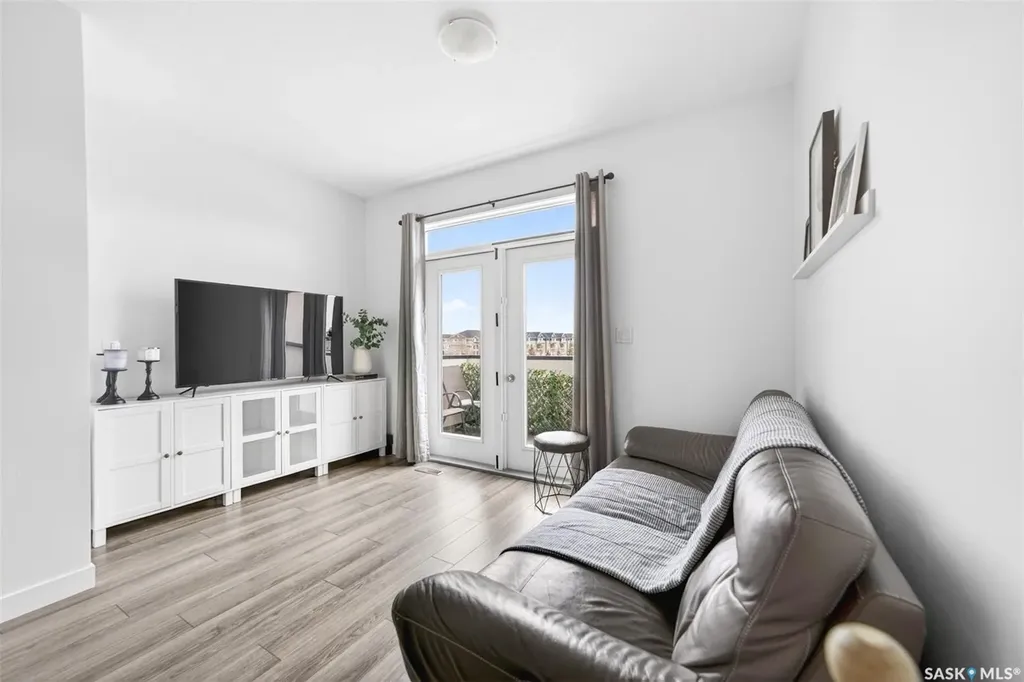 5501 Norseman Crescent Regina SK S4W 0J8