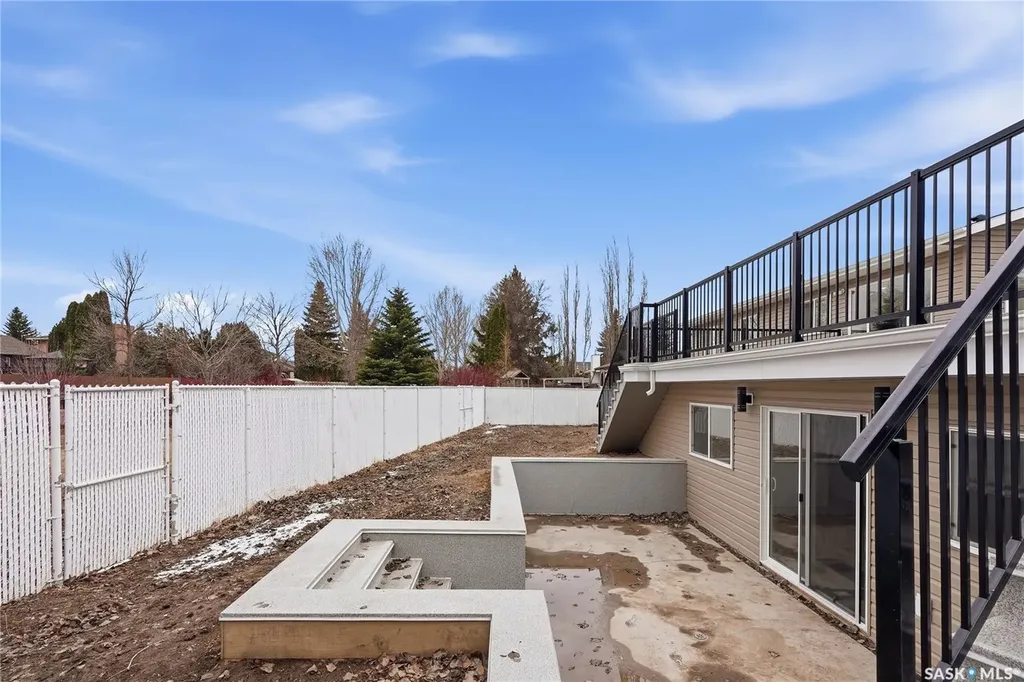 607 Addie Crescent Saskatoon SK S7N 3K7
