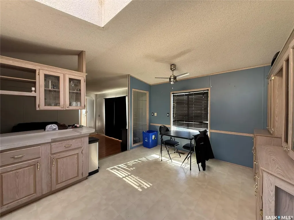710 1st Avenue W Kindersley SK S0L 1S0