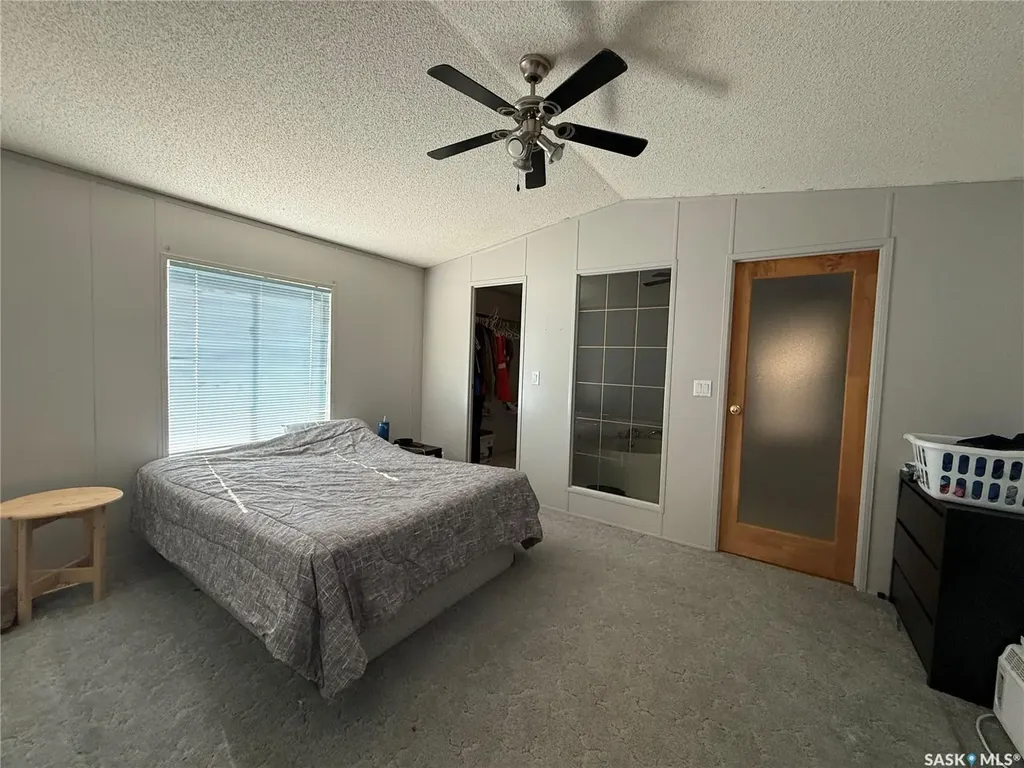 710 1st Avenue W Kindersley SK S0L 1S0